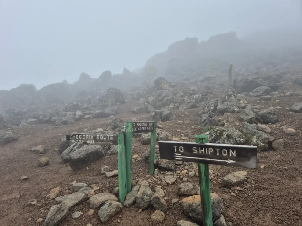 Chogoria route junction for Austrian Hut, Mintos, and Shipton's Camp