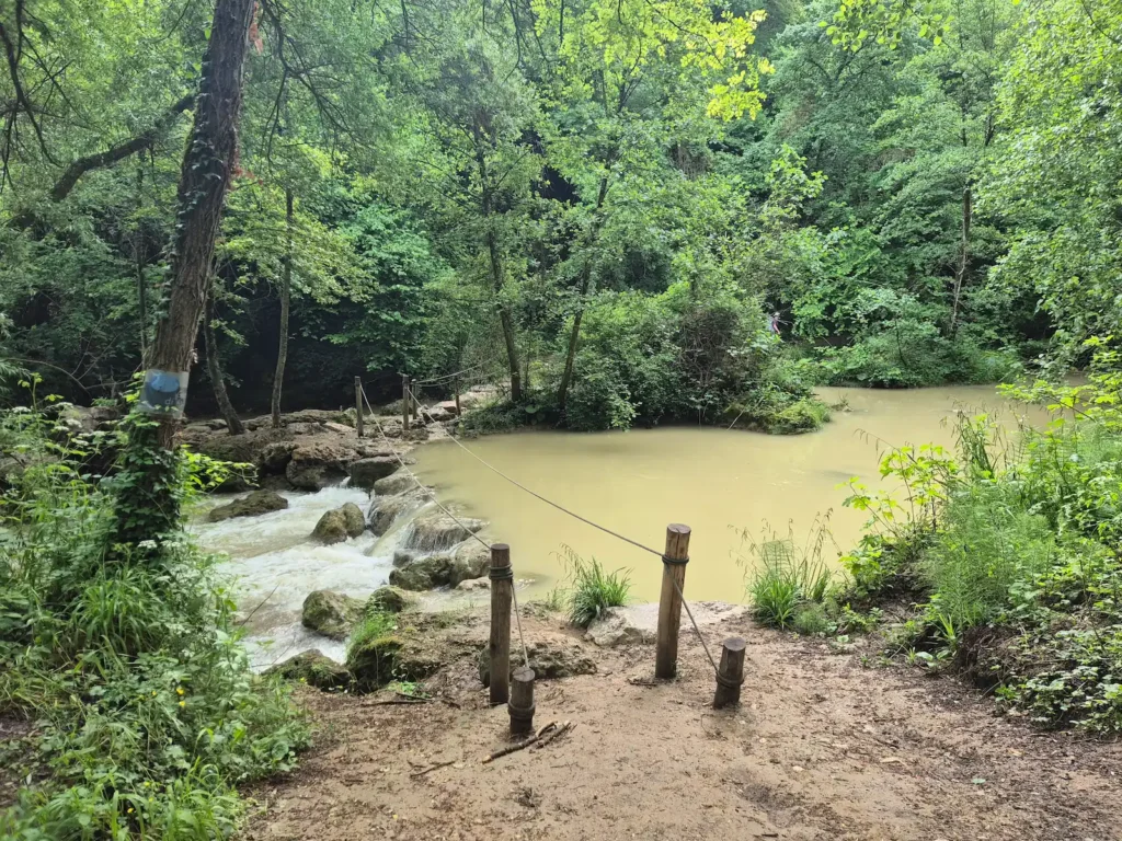 A river crossing in the Upper Val d’Elsa River Park