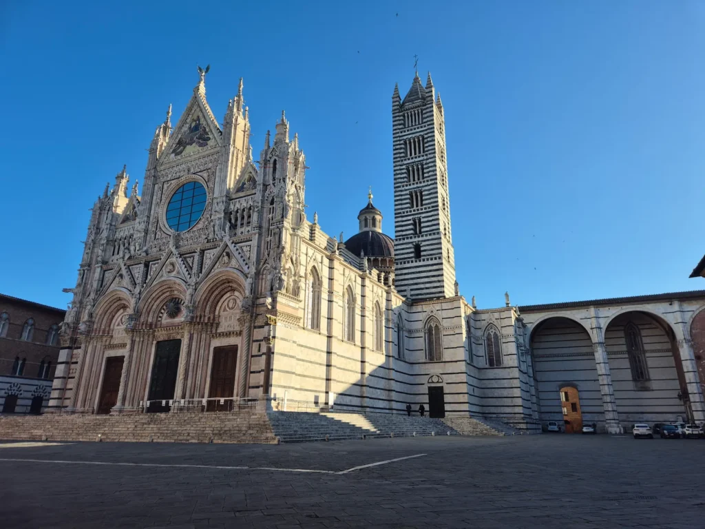 Duomo di Siena in Piazza del Duomo in Siena
